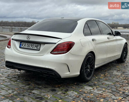 Белый Мерседес Ц-Класс, объемом двигателя 1.99 л и пробегом 95 тыс. км за 20999 $, фото 2 на Automoto.ua