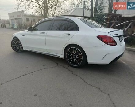 Белый Мерседес Ц-Класс, объемом двигателя 3 л и пробегом 169 тыс. км за 32995 $, фото 12 на Automoto.ua