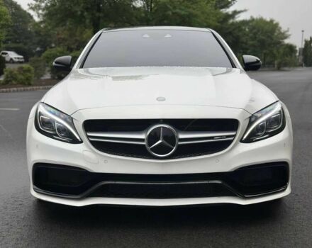 Белый Мерседес Ц-Класс, объемом двигателя 4 л и пробегом 68 тыс. км за 19900 $, фото 1 на Automoto.ua