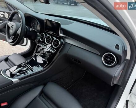 Білий Мерседес Ц-Клас, об'ємом двигуна 1.6 л та пробігом 127 тис. км за 22500 $, фото 22 на Automoto.ua