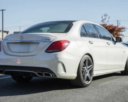 Белый Мерседес Ц-Класс, объемом двигателя 4 л и пробегом 61 тыс. км за 14000 $, фото 3 на Automoto.ua