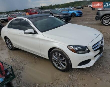 Белый Мерседес Ц-Класс, объемом двигателя 2 л и пробегом 31 тыс. км за 5700 $, фото 3 на Automoto.ua