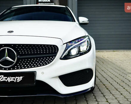 Белый Мерседес Ц-Класс, объемом двигателя 2 л и пробегом 97 тыс. км за 23900 $, фото 7 на Automoto.ua