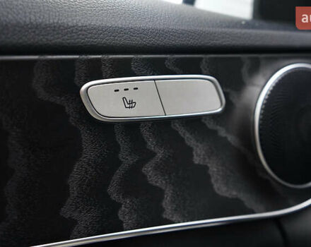 Белый Мерседес Ц-Класс, объемом двигателя 2 л и пробегом 97 тыс. км за 23900 $, фото 28 на Automoto.ua