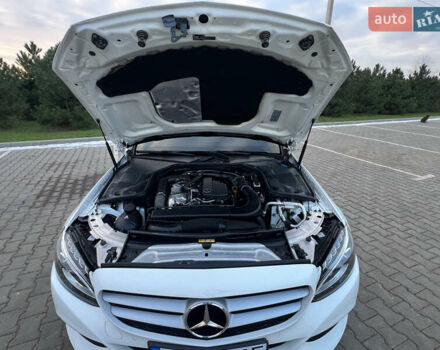Білий Мерседес Ц-Клас, об'ємом двигуна 1.6 л та пробігом 141 тис. км за 22900 $, фото 59 на Automoto.ua
