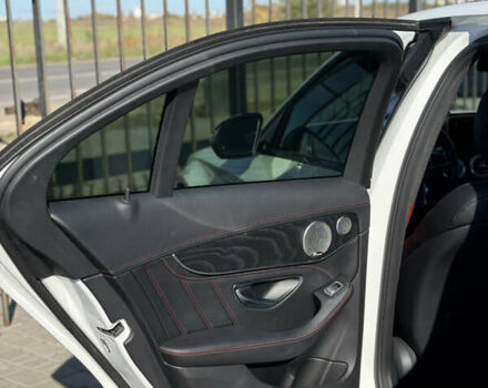 Белый Мерседес Ц-Класс, объемом двигателя 3 л и пробегом 43 тыс. км за 36000 $, фото 20 на Automoto.ua