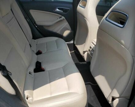 Білий Мерседес Ц-Клас, об'ємом двигуна 2 л та пробігом 90 тис. км за 2500 $, фото 9 на Automoto.ua