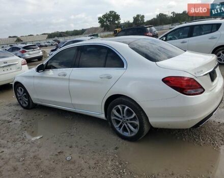Білий Мерседес Ц-Клас, об'ємом двигуна 2 л та пробігом 31 тис. км за 5700 $, фото 1 на Automoto.ua