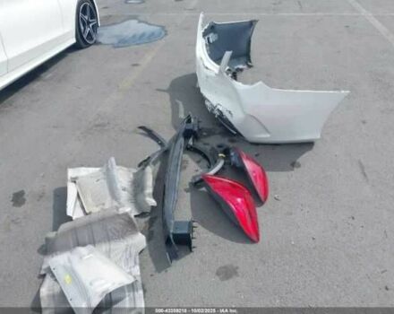 Белый Мерседес Ц-Класс, объемом двигателя 3 л и пробегом 108 тыс. км за 11000 $, фото 11 на Automoto.ua