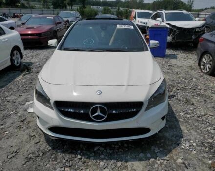 Білий Мерседес Ц-Клас, об'ємом двигуна 2 л та пробігом 90 тис. км за 2500 $, фото 4 на Automoto.ua