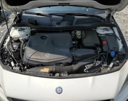 Білий Мерседес Ц-Клас, об'ємом двигуна 2 л та пробігом 90 тис. км за 2500 $, фото 10 на Automoto.ua