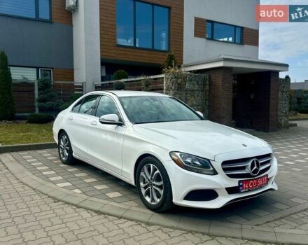 Білий Мерседес Ц-Клас, об'ємом двигуна 2 л та пробігом 204 тис. км за 15999 $, фото 2 на Automoto.ua