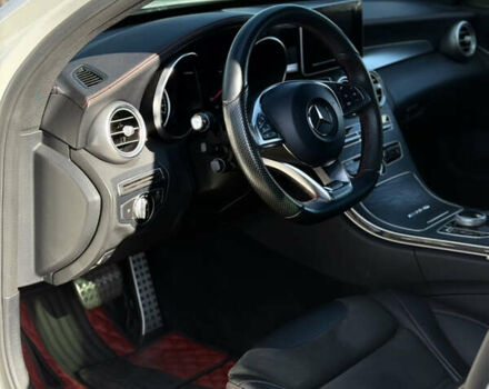 Белый Мерседес Ц-Класс, объемом двигателя 3 л и пробегом 43 тыс. км за 36000 $, фото 12 на Automoto.ua