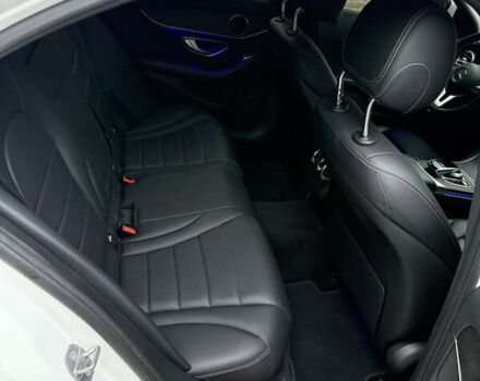 Белый Мерседес Ц-Класс, объемом двигателя 1.95 л и пробегом 63 тыс. км за 26500 $, фото 14 на Automoto.ua