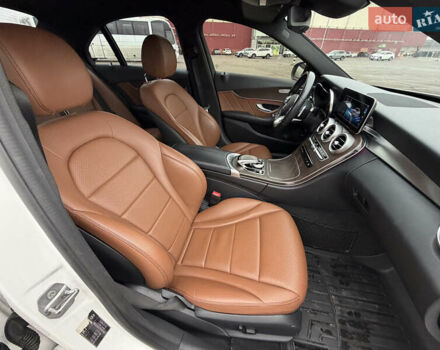 Белый Мерседес Ц-Класс, объемом двигателя 1.5 л и пробегом 112 тыс. км за 24999 $, фото 34 на Automoto.ua