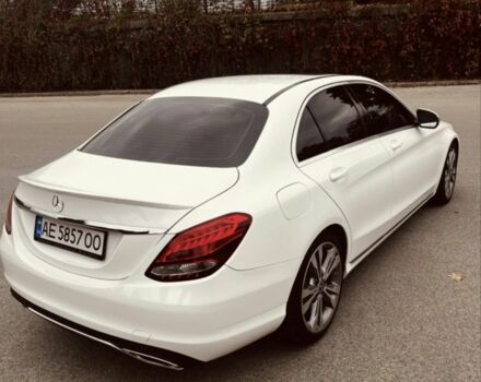 Білий Мерседес Ц-Клас, об'ємом двигуна 2 л та пробігом 127 тис. км за 22500 $, фото 2 на Automoto.ua
