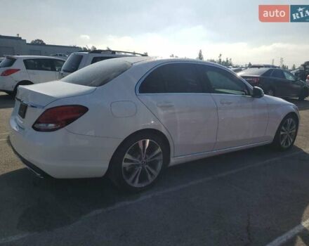 Білий Мерседес Ц-Клас, об'ємом двигуна 1.99 л та пробігом 101 тис. км за 6900 $, фото 3 на Automoto.ua