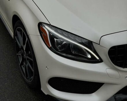 Білий Мерседес Ц-Клас, об'ємом двигуна 3 л та пробігом 71 тис. км за 37000 $, фото 2 на Automoto.ua