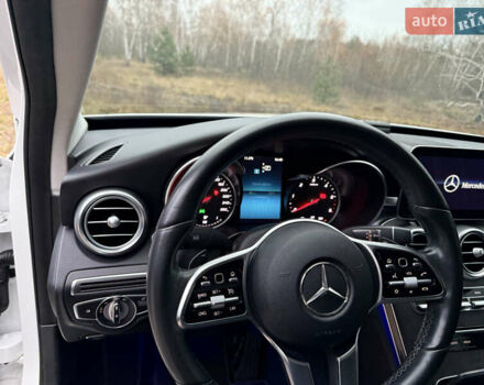 Белый Мерседес Ц-Класс, объемом двигателя 1.95 л и пробегом 63 тыс. км за 26500 $, фото 18 на Automoto.ua