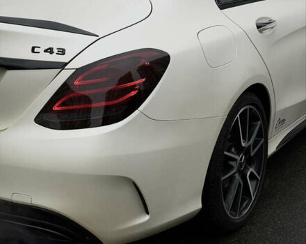 Білий Мерседес Ц-Клас, об'ємом двигуна 3 л та пробігом 71 тис. км за 37000 $, фото 4 на Automoto.ua