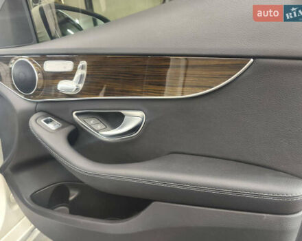 Білий Мерседес Ц-Клас, об'ємом двигуна 1.99 л та пробігом 34 тис. км за 21800 $, фото 12 на Automoto.ua