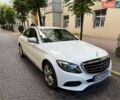 Белый Мерседес Ц-Класс, объемом двигателя 2.14 л и пробегом 156 тыс. км за 20000 $, фото 1 на Automoto.ua
