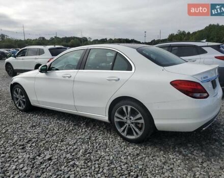 Белый Мерседес Ц-Класс, объемом двигателя 1.99 л и пробегом 69 тыс. км за 3600 $, фото 1 на Automoto.ua