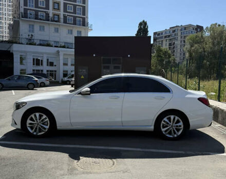 Білий Мерседес Ц-Клас, об'ємом двигуна 1.95 л та пробігом 62 тис. км за 28500 $, фото 5 на Automoto.ua