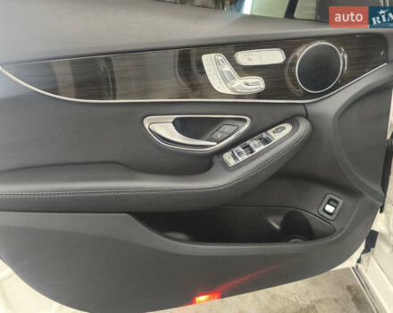 Білий Мерседес Ц-Клас, об'ємом двигуна 1.99 л та пробігом 34 тис. км за 21800 $, фото 28 на Automoto.ua