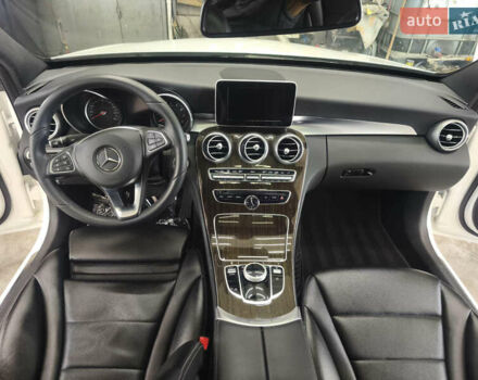 Білий Мерседес Ц-Клас, об'ємом двигуна 1.99 л та пробігом 34 тис. км за 21800 $, фото 10 на Automoto.ua