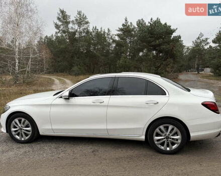 Белый Мерседес Ц-Класс, объемом двигателя 1.95 л и пробегом 63 тыс. км за 26500 $, фото 8 на Automoto.ua