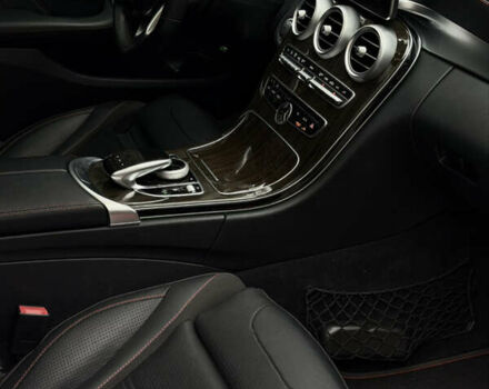 Білий Мерседес Ц-Клас, об'ємом двигуна 3 л та пробігом 71 тис. км за 37000 $, фото 11 на Automoto.ua