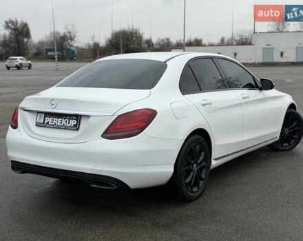 Белый Мерседес Ц-Класс, объемом двигателя 1.5 л и пробегом 112 тыс. км за 24999 $, фото 6 на Automoto.ua