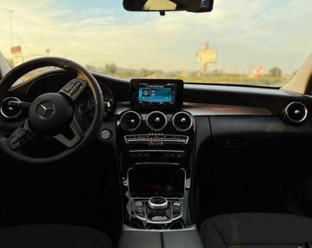 Білий Мерседес Ц-Клас, об'ємом двигуна 2 л та пробігом 102 тис. км за 16800 $, фото 5 на Automoto.ua