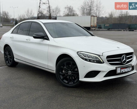 Белый Мерседес Ц-Класс, объемом двигателя 1.5 л и пробегом 112 тыс. км за 24999 $, фото 1 на Automoto.ua