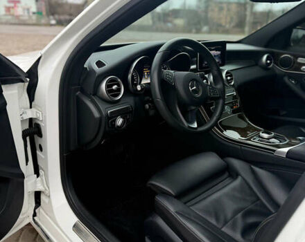 Білий Мерседес Ц-Клас, об'ємом двигуна 1.99 л та пробігом 34 тис. км за 21800 $, фото 45 на Automoto.ua