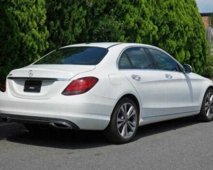 Белый Мерседес Ц-Класс, объемом двигателя 2 л и пробегом 87 тыс. км за 8000 $, фото 6 на Automoto.ua