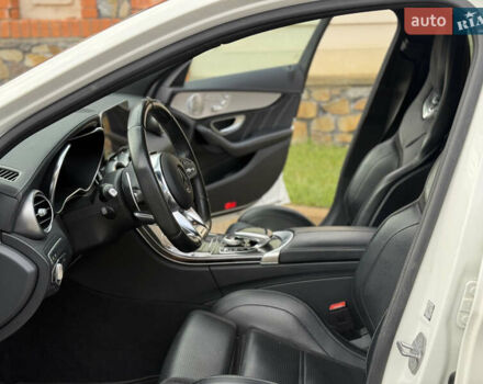 Білий Мерседес Ц-Клас, об'ємом двигуна 3.98 л та пробігом 91 тис. км за 51900 $, фото 8 на Automoto.ua