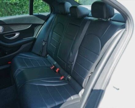 Белый Мерседес Ц-Класс, объемом двигателя 2 л и пробегом 87 тыс. км за 8000 $, фото 8 на Automoto.ua