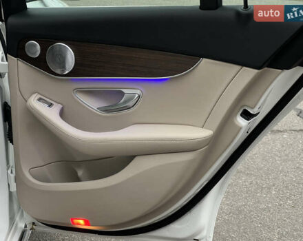 Белый Мерседес Ц-Класс, объемом двигателя 2 л и пробегом 97 тыс. км за 26999 $, фото 50 на Automoto.ua