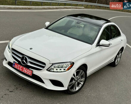 Белый Мерседес Ц-Класс, объемом двигателя 2 л и пробегом 97 тыс. км за 26999 $, фото 5 на Automoto.ua