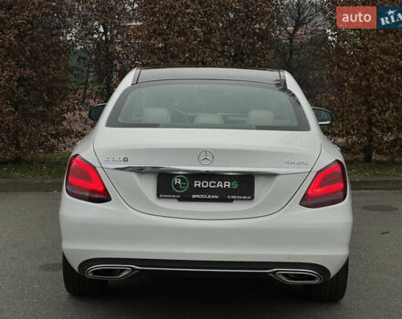 Белый Мерседес Ц-Класс, объемом двигателя 2 л и пробегом 97 тыс. км за 26999 $, фото 14 на Automoto.ua
