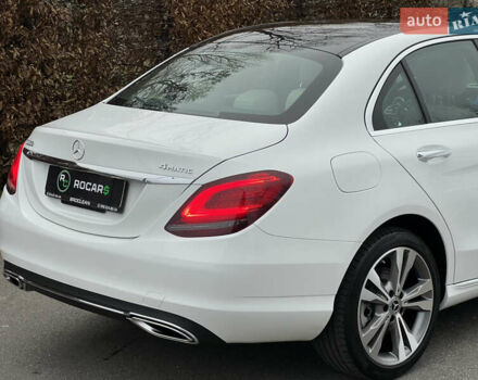 Белый Мерседес Ц-Класс, объемом двигателя 2 л и пробегом 97 тыс. км за 26999 $, фото 27 на Automoto.ua