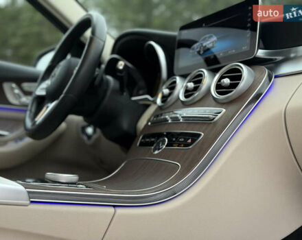 Белый Мерседес Ц-Класс, объемом двигателя 2 л и пробегом 97 тыс. км за 26999 $, фото 29 на Automoto.ua