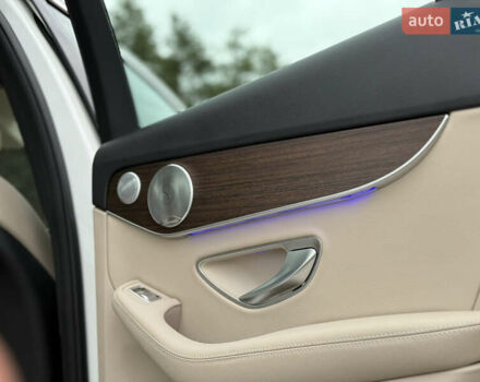 Белый Мерседес Ц-Класс, объемом двигателя 2 л и пробегом 97 тыс. км за 26999 $, фото 33 на Automoto.ua