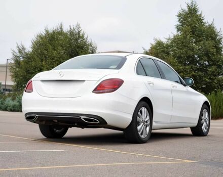 Білий Мерседес Ц-Клас, об'ємом двигуна 2 л та пробігом 44 тис. км за 14500 $, фото 3 на Automoto.ua