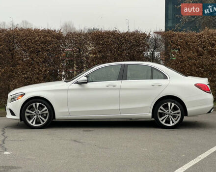 Белый Мерседес Ц-Класс, объемом двигателя 2 л и пробегом 97 тыс. км за 26999 $, фото 11 на Automoto.ua