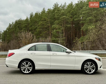 Белый Мерседес Ц-Класс, объемом двигателя 2 л и пробегом 97 тыс. км за 26999 $, фото 11 на Automoto.ua