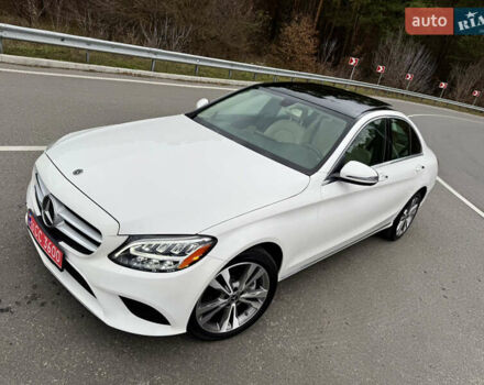 Белый Мерседес Ц-Класс, объемом двигателя 2 л и пробегом 97 тыс. км за 26999 $, фото 7 на Automoto.ua