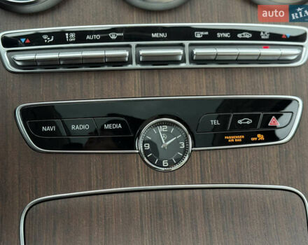 Белый Мерседес Ц-Класс, объемом двигателя 2 л и пробегом 97 тыс. км за 26999 $, фото 42 на Automoto.ua